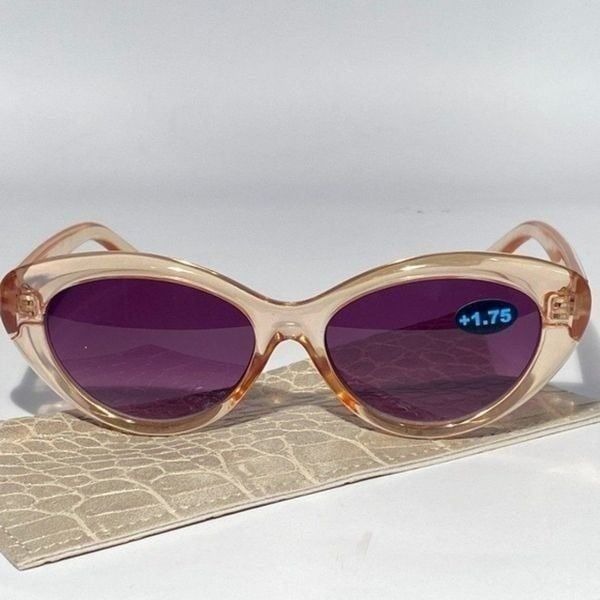 Reading Sunglasses 1.75 Clear Gold Sweetheart Frames Dark Lenses NWT