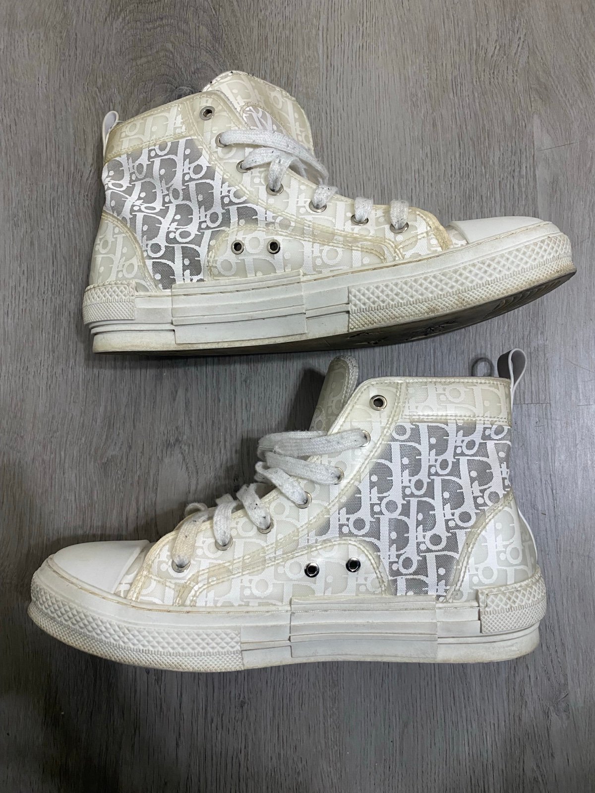 Dior b23