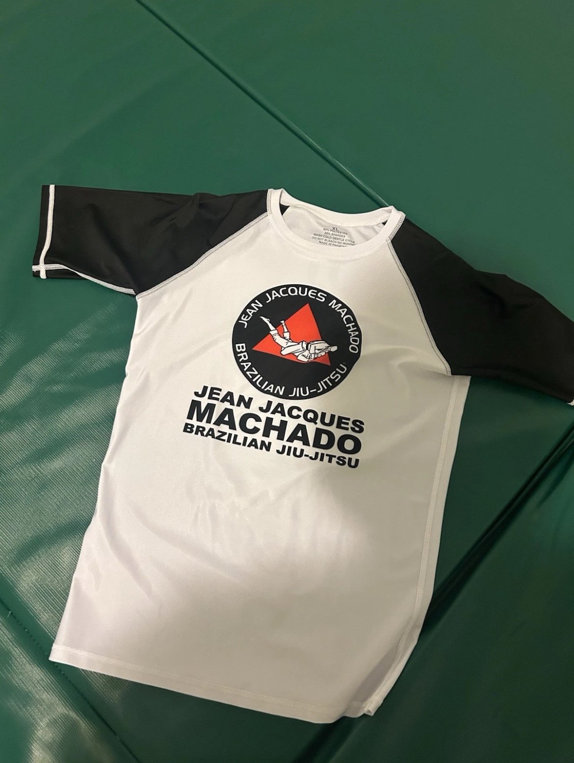 Jean Jacques Machado Rashguard size XL