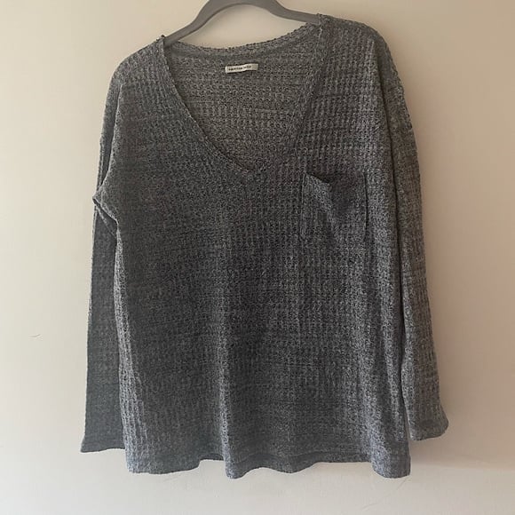 NWT American Eagle Knit V-Neck Sweater Lightweight SIZE MEDIUM COLOR BLUE/GREY P