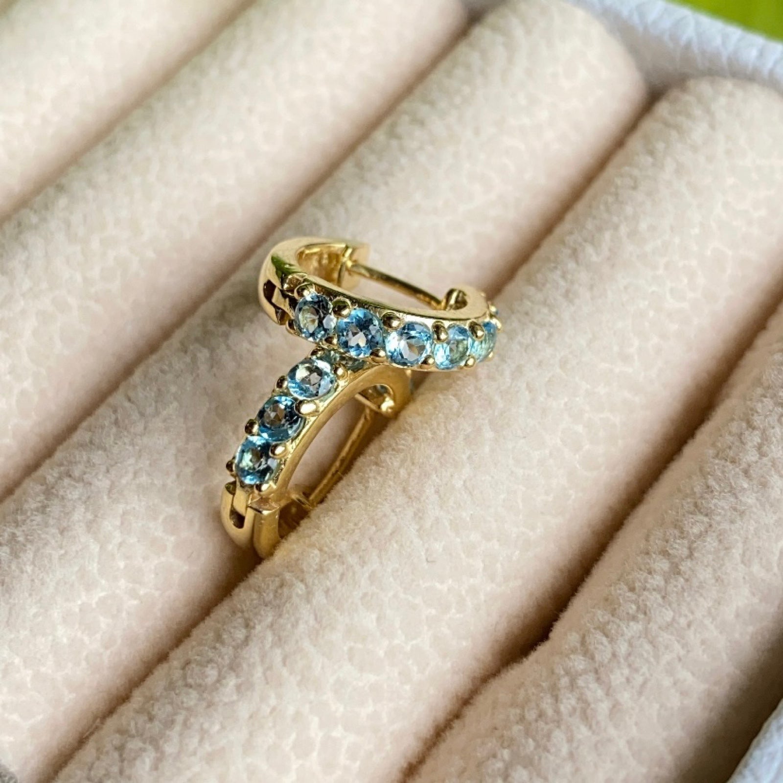 14K Yellow Gold Aquamarine (March) Small Birthstone Huggie Hoop Earrings, NWT