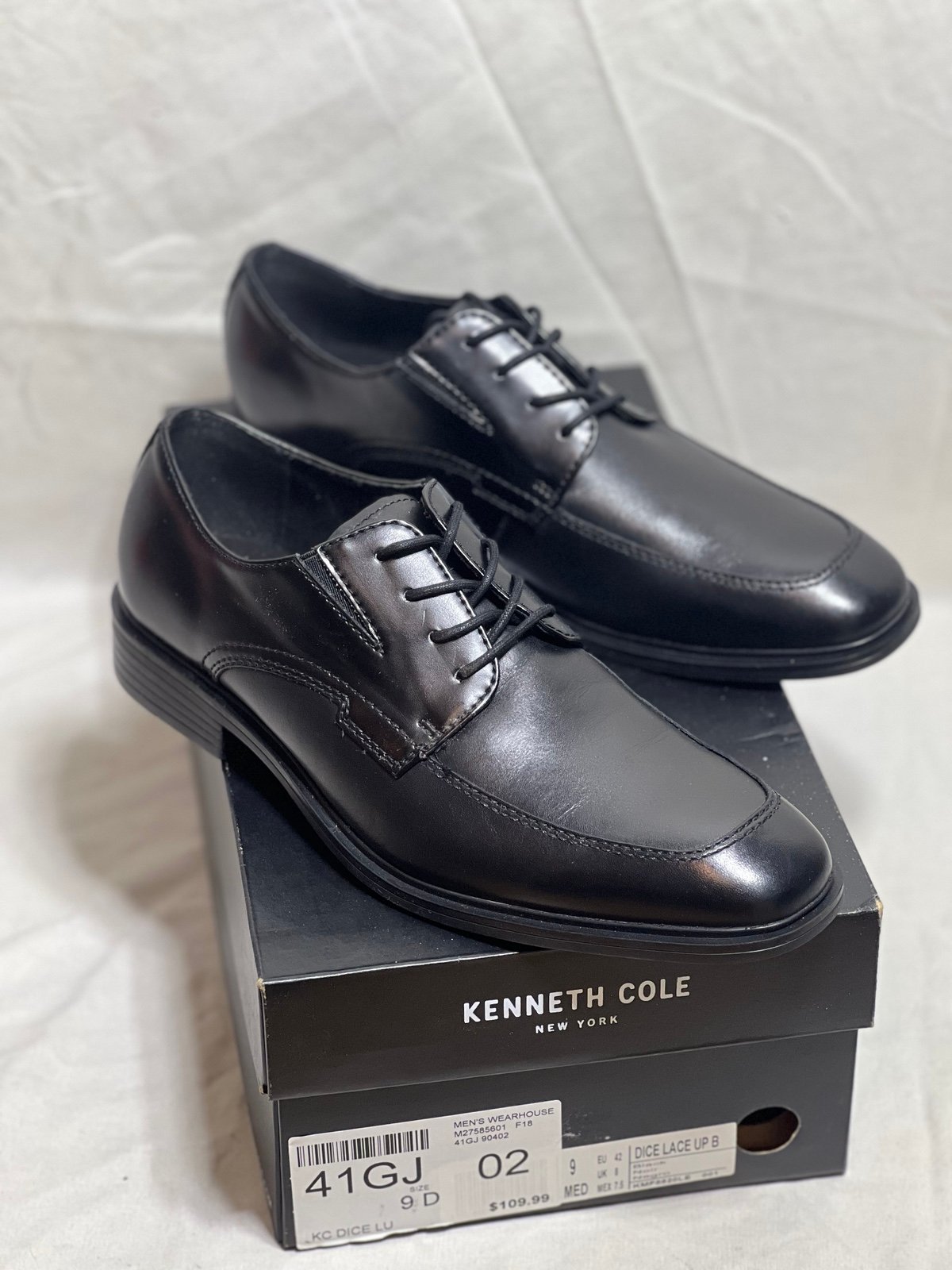 Men’s Kenneth Cole Black Dress Shoes, Size-9.