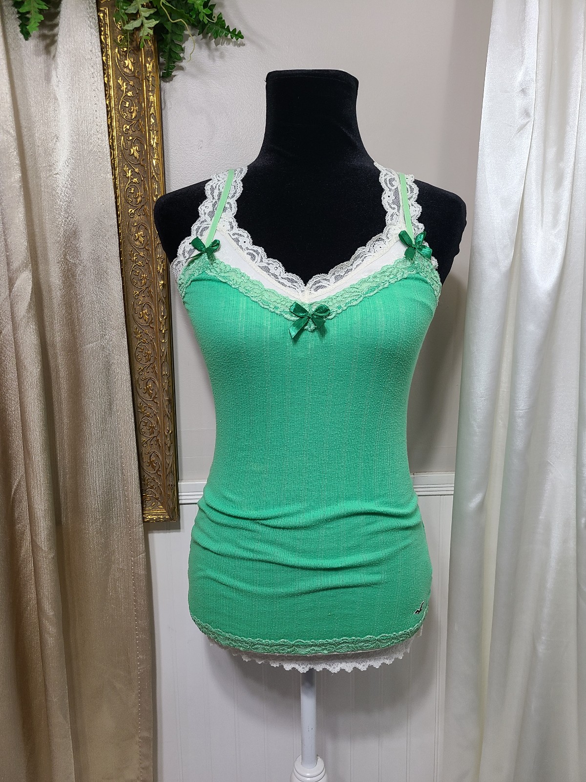 Y2K ♡ Hollister Green Lace Cami Tank ♡