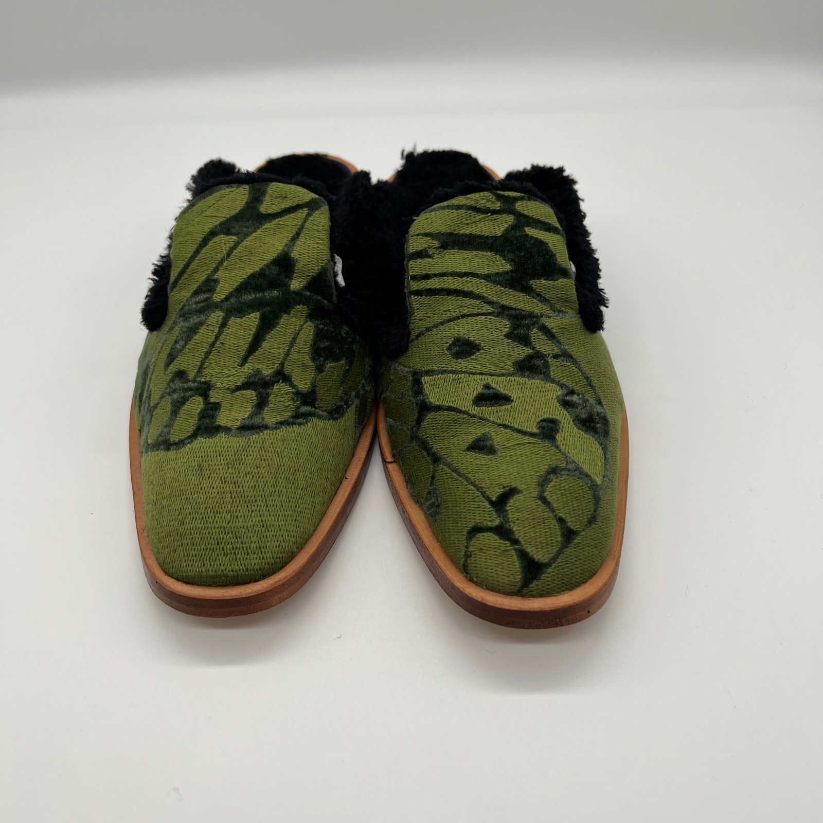 Free People Butterfly Effect Mules Lined w/Faux Fur. Green w/Black Size 39EU.