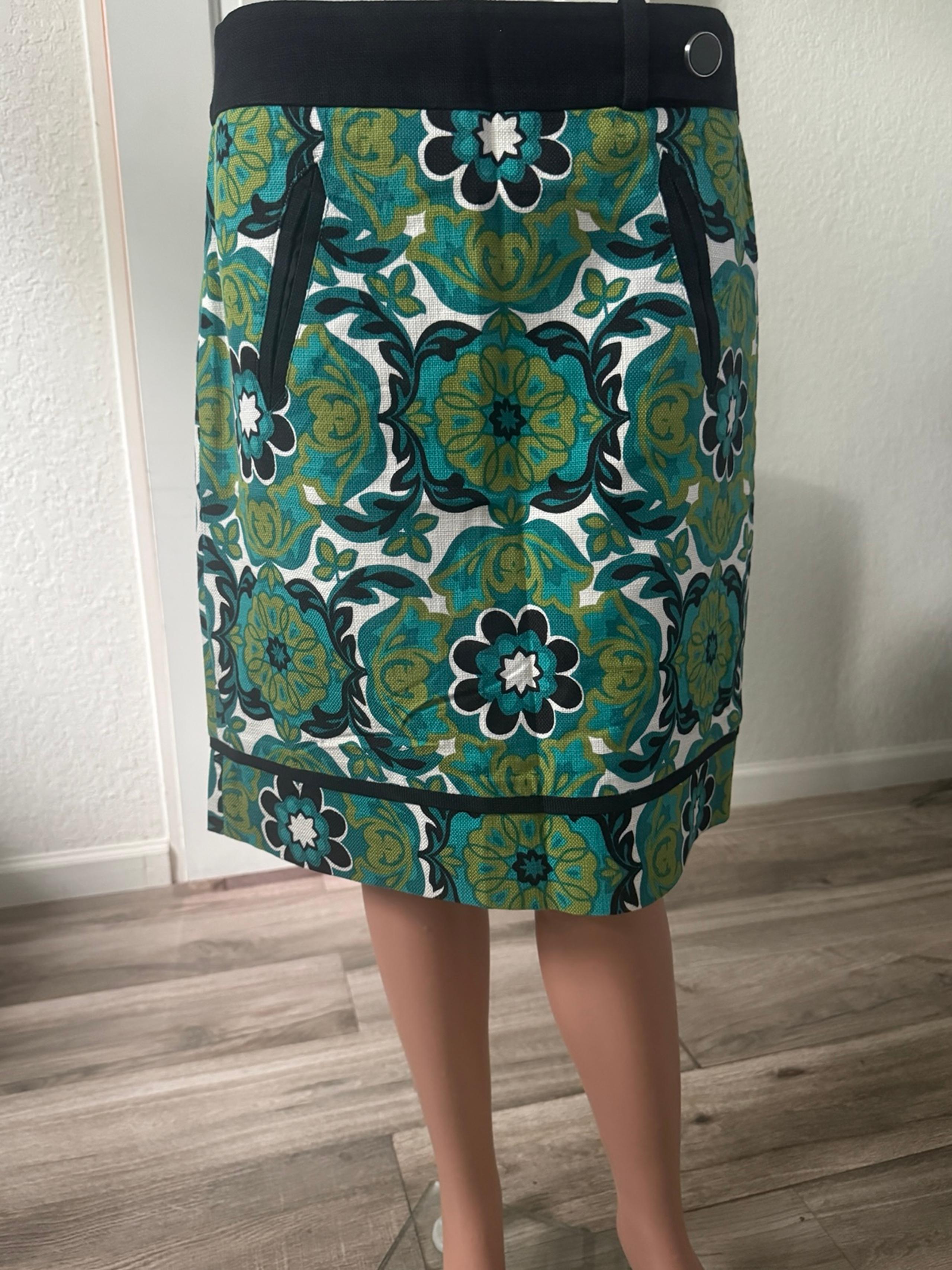 Ann Taylor Retro Green Floral Summer Print A line Skirt Size 8