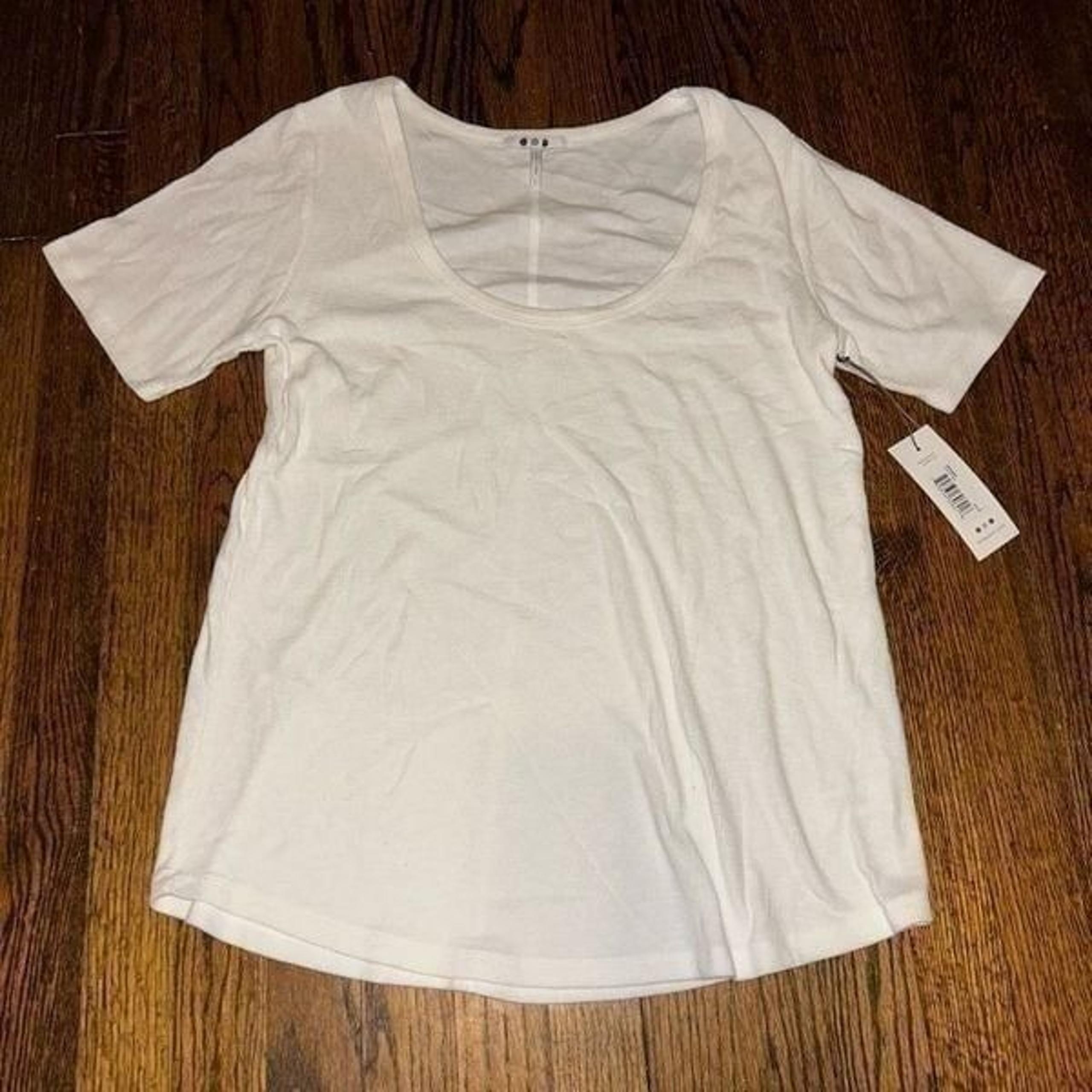 New Three Dots top