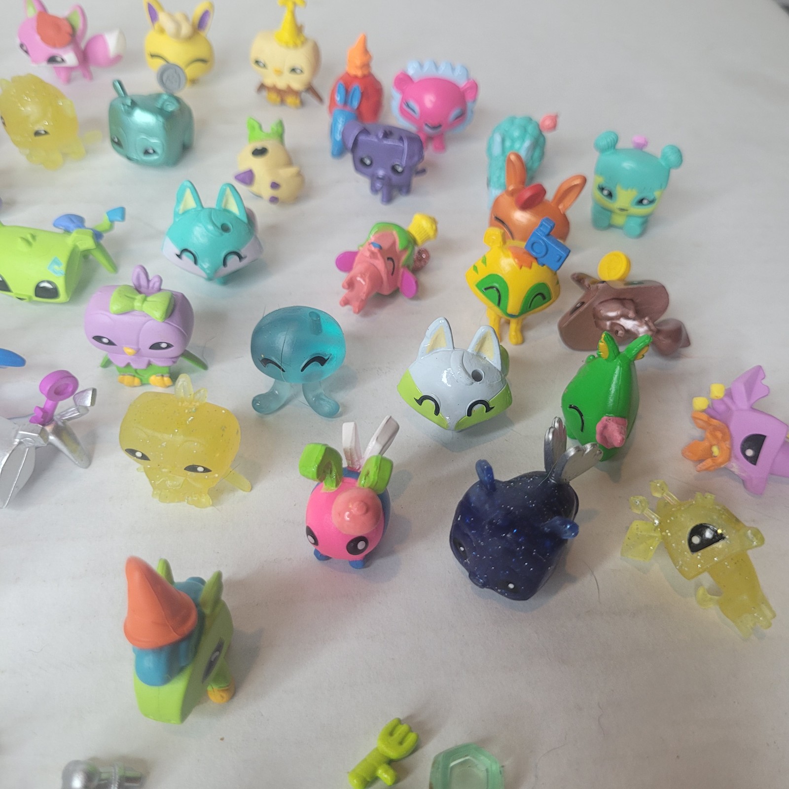 Animal Jam Adoptable Pets with Accessories - detail