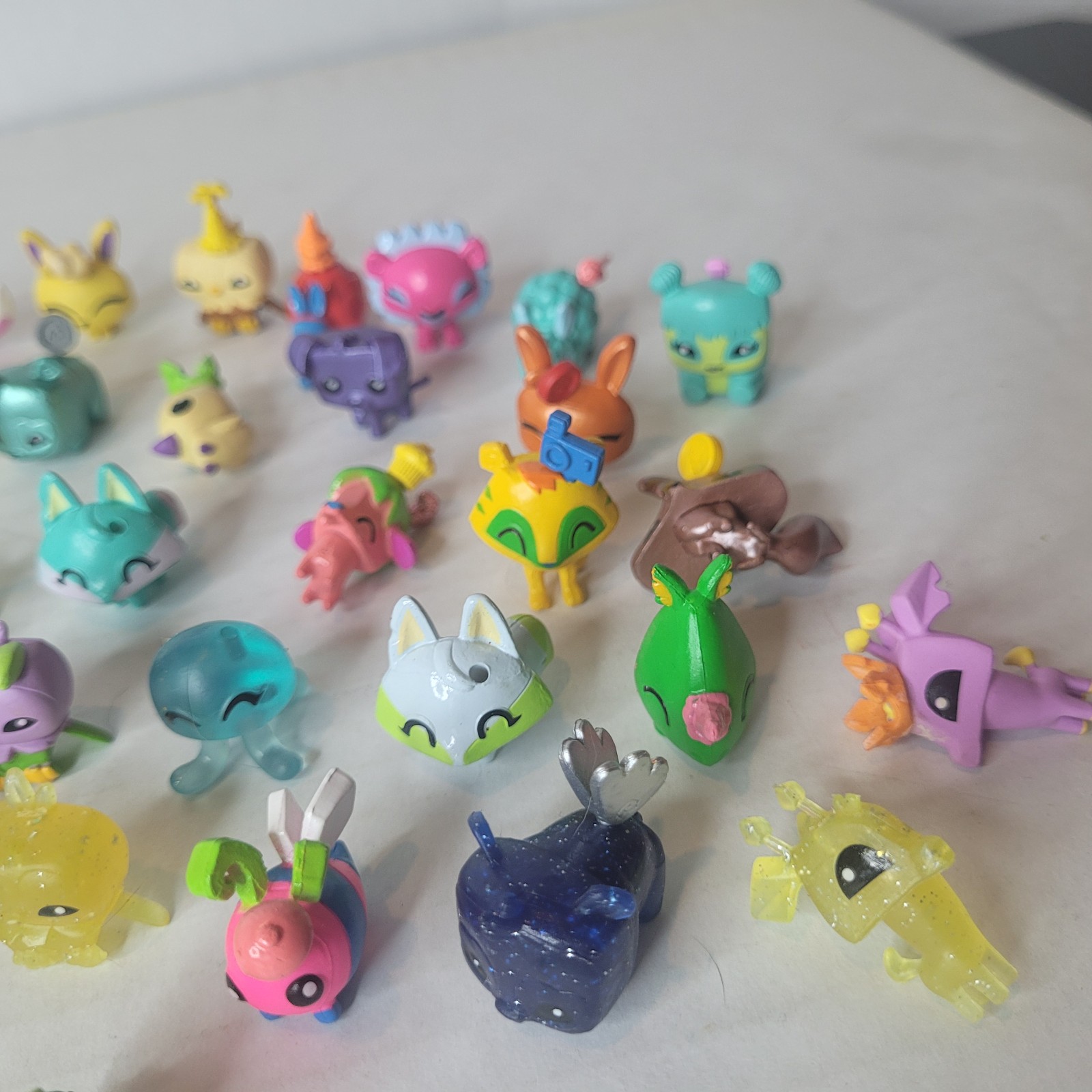 Animal Jam Adoptable Pets with Accessories - detail