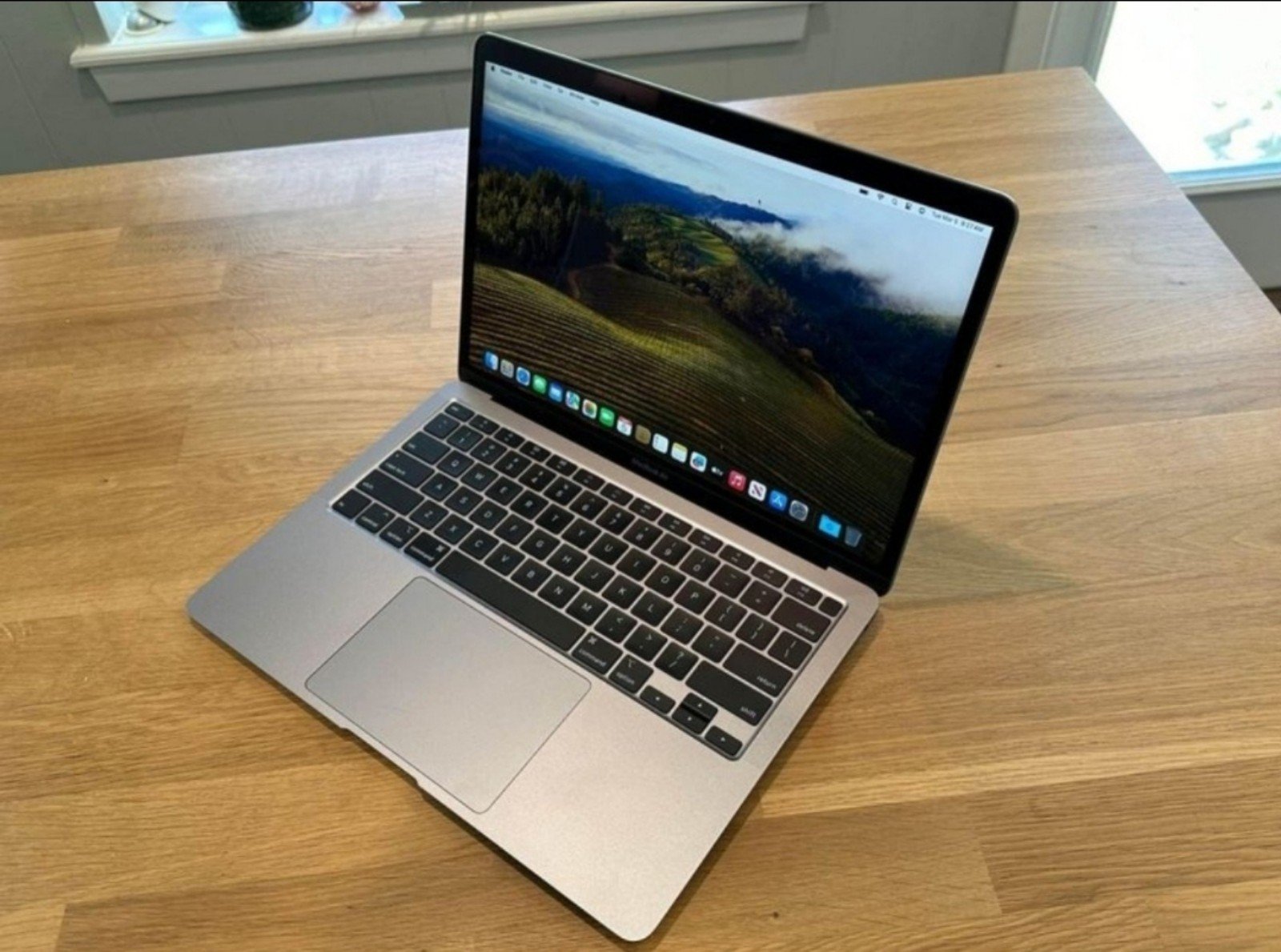 2020 macbook air laptop