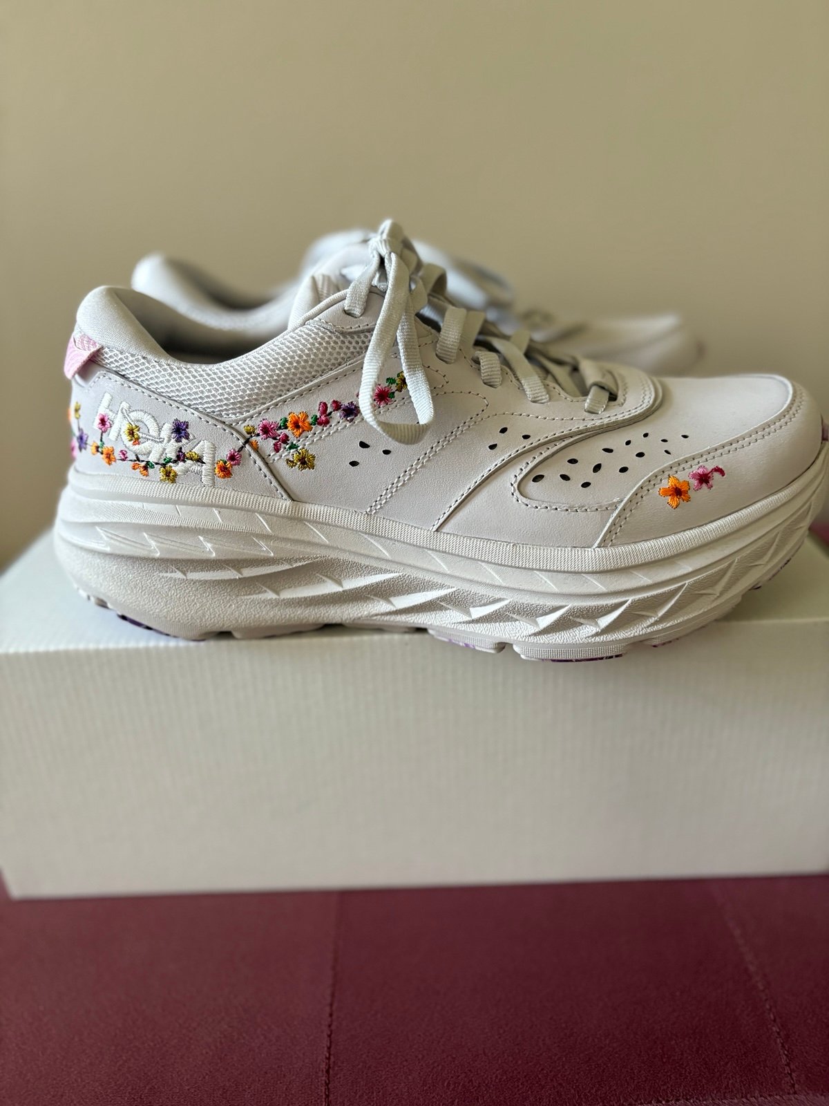 HOKA Vibrant Bloom Bondi L BP Sneaker
