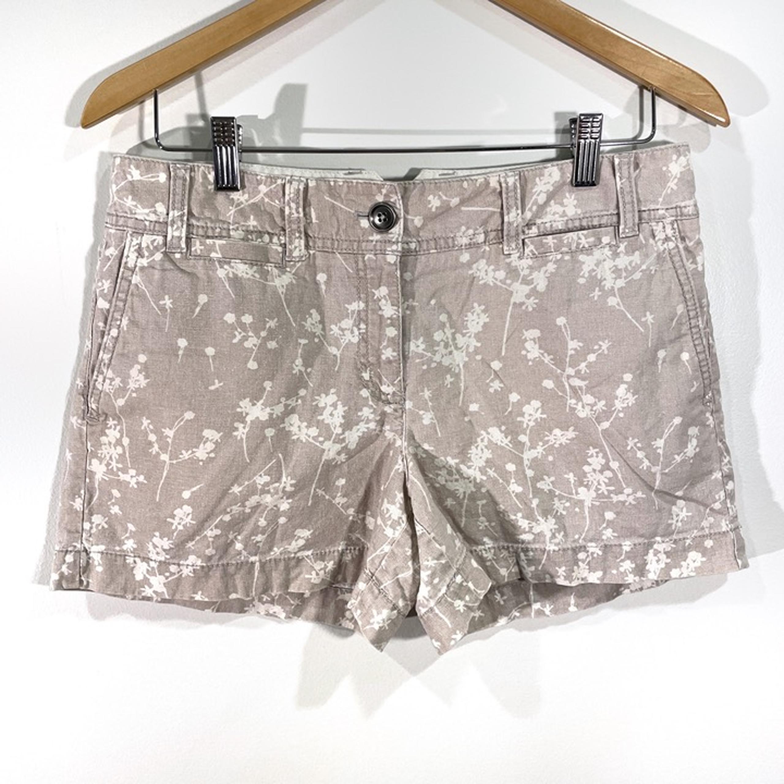 Ann Taylor LOFT Linen Blend Beige White Floral Mid Rise Shorts Womens 6