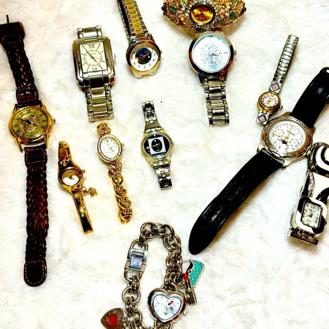 12 Newer & Vintage Watches - Authentic Swatch, Fossil, Disney and more