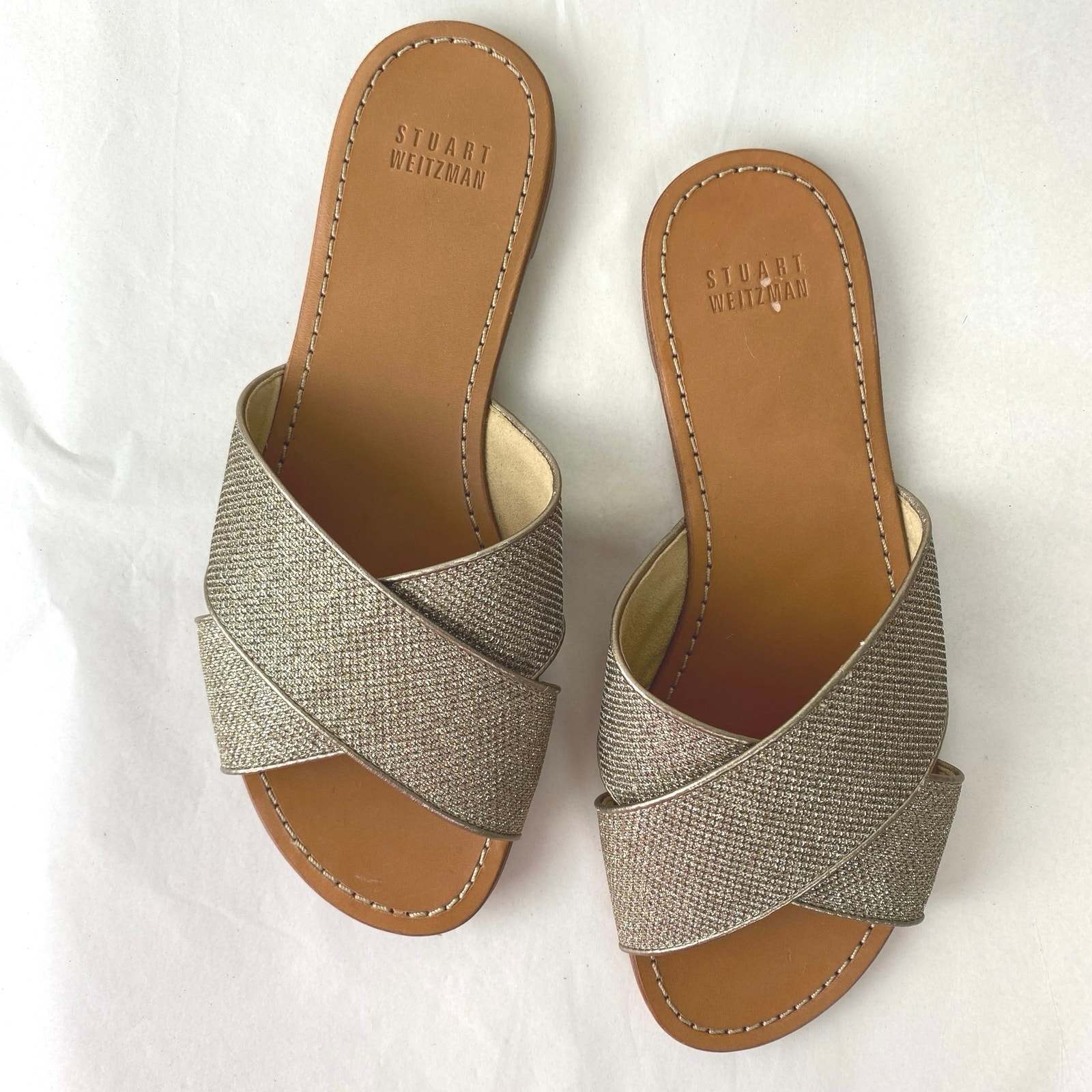 Stuart Weitzman Byway Sandals Size 6.5 Gold Metallic Leather Casual Designer
