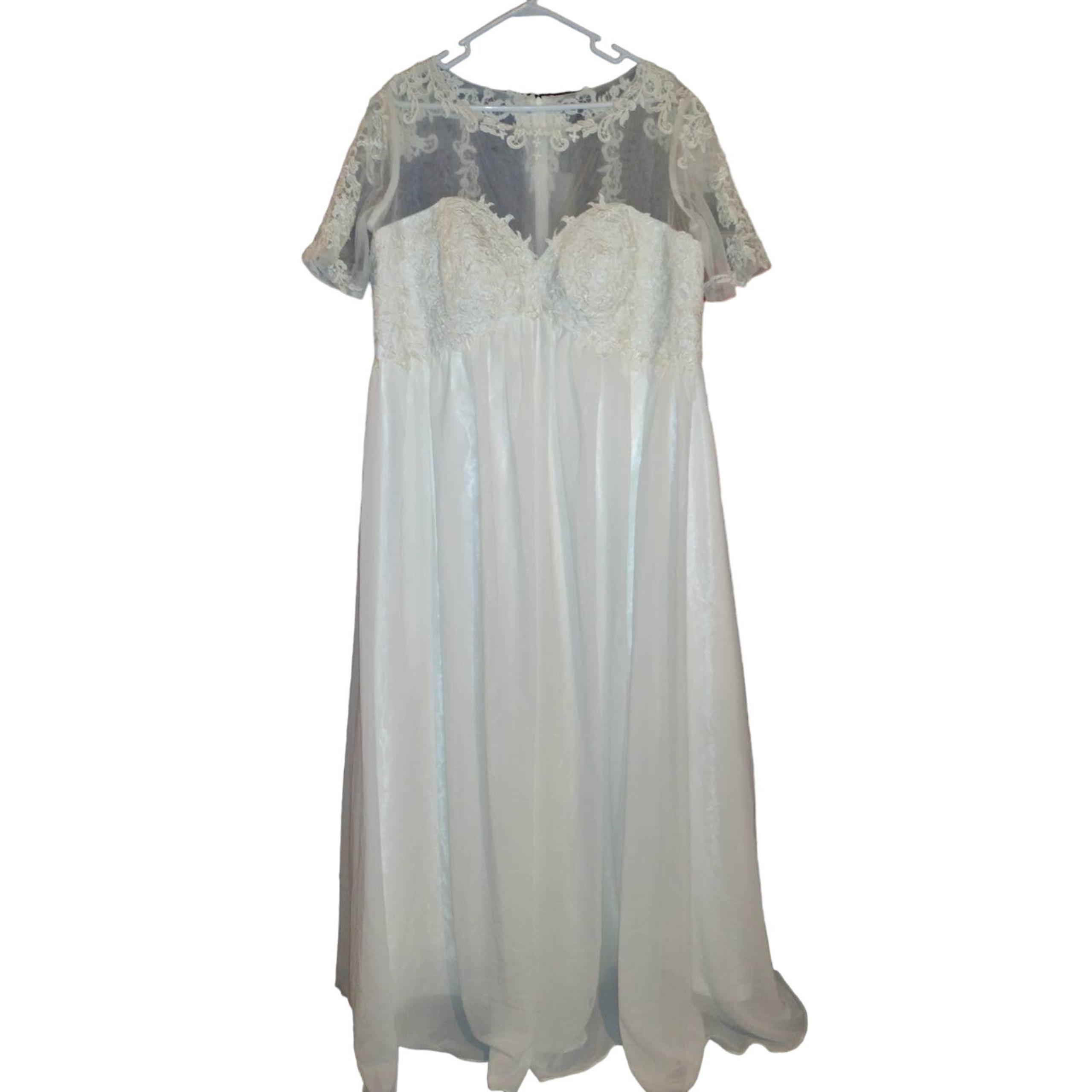David Bridal White Wedding Dress Size XL/2X