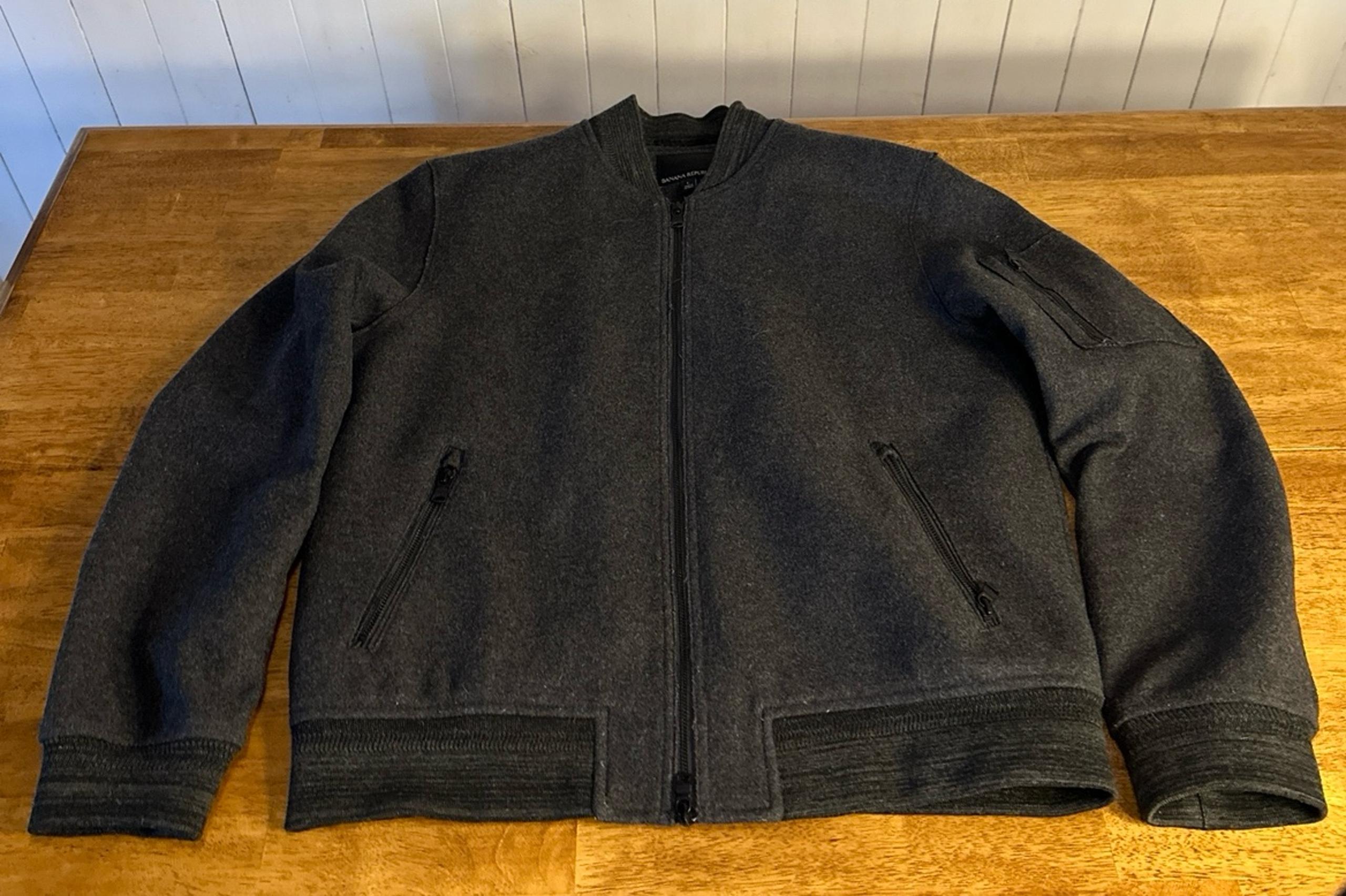 Banana Republic Men’s Wool Coat Large.