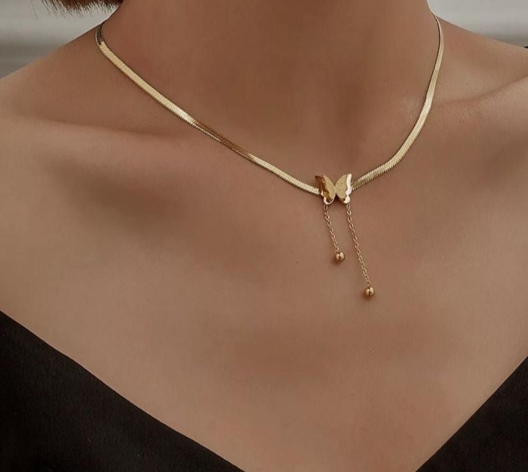 *sale*The Golden Butterfly Necklace