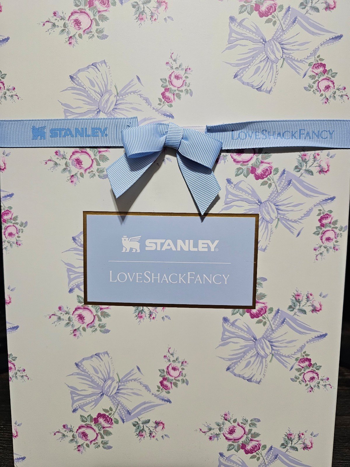 Stanley x Love Shack Fancy Holiday Quencher Tumbler 20oz - Rosa Beaux Blue