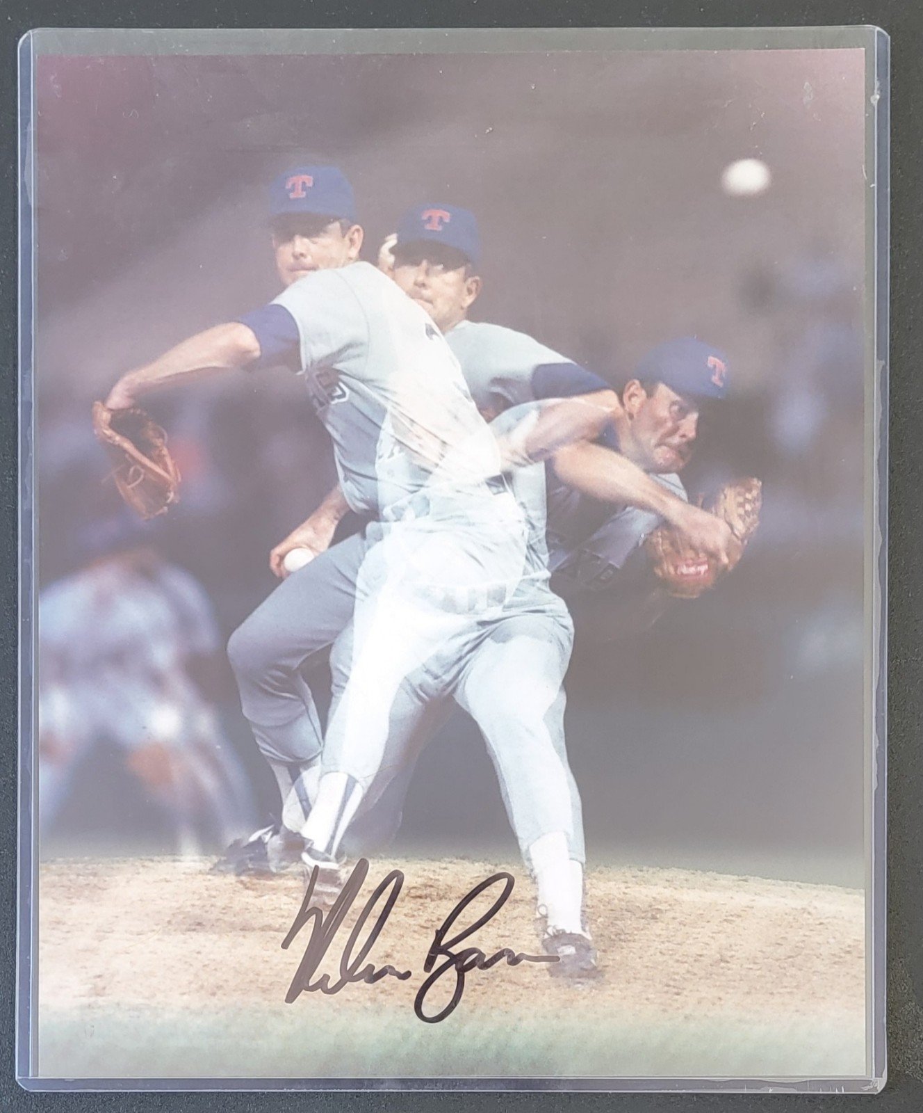 Nolan Ryan Authentic Signed 8x10 picture