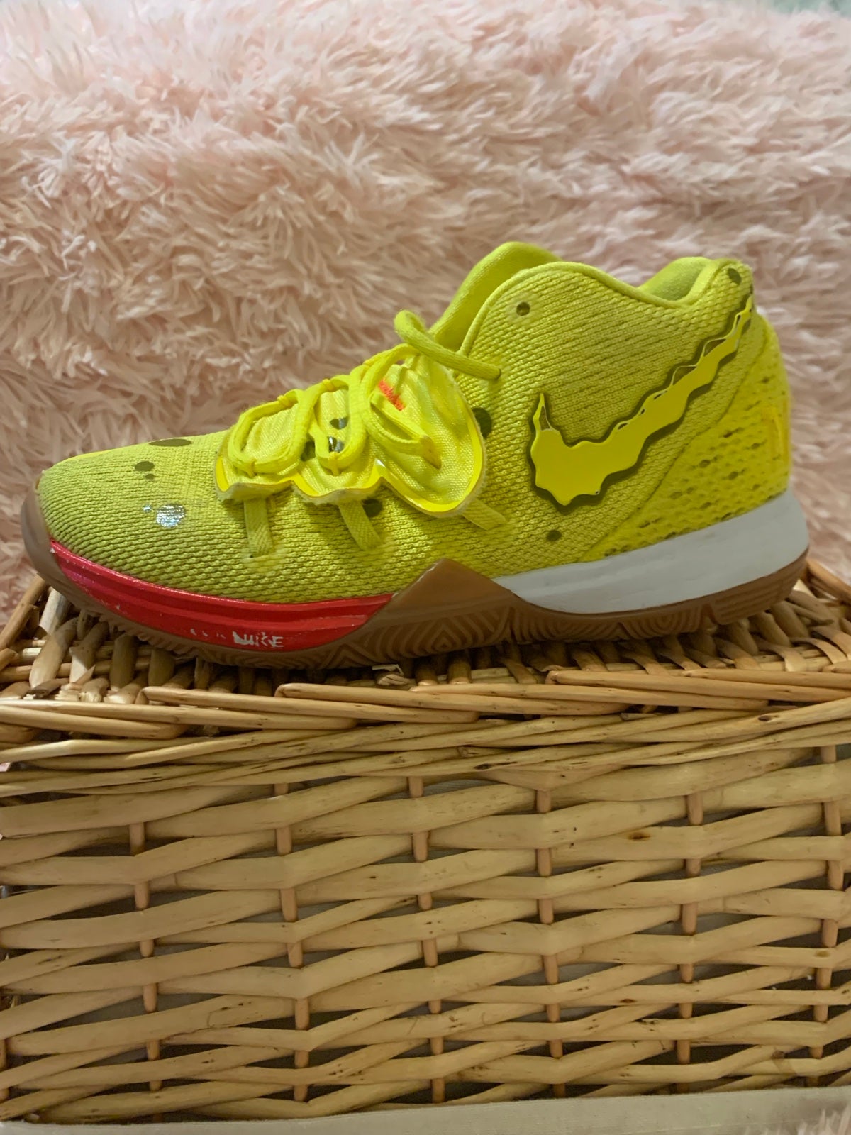 Nike Kyrie 2 Low Spongebob
