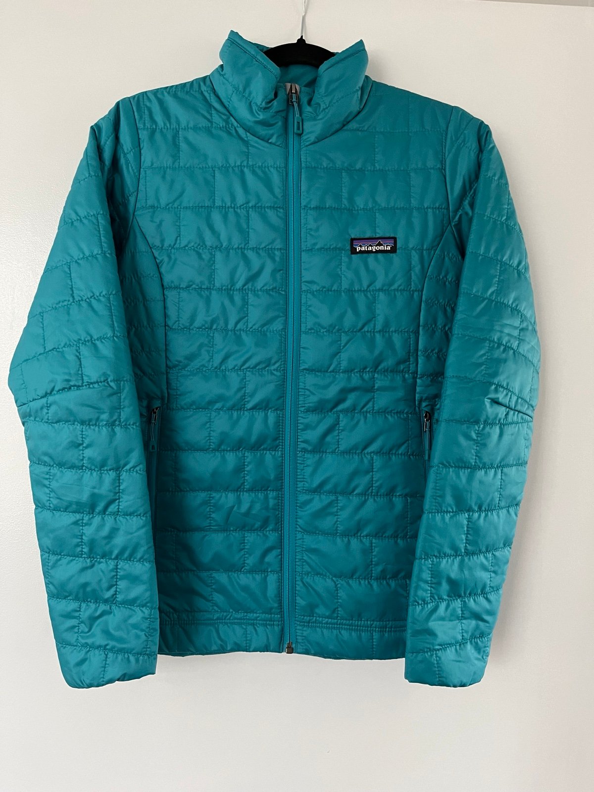 Patagonia Women’s Nano Puff Jacket NWT XS