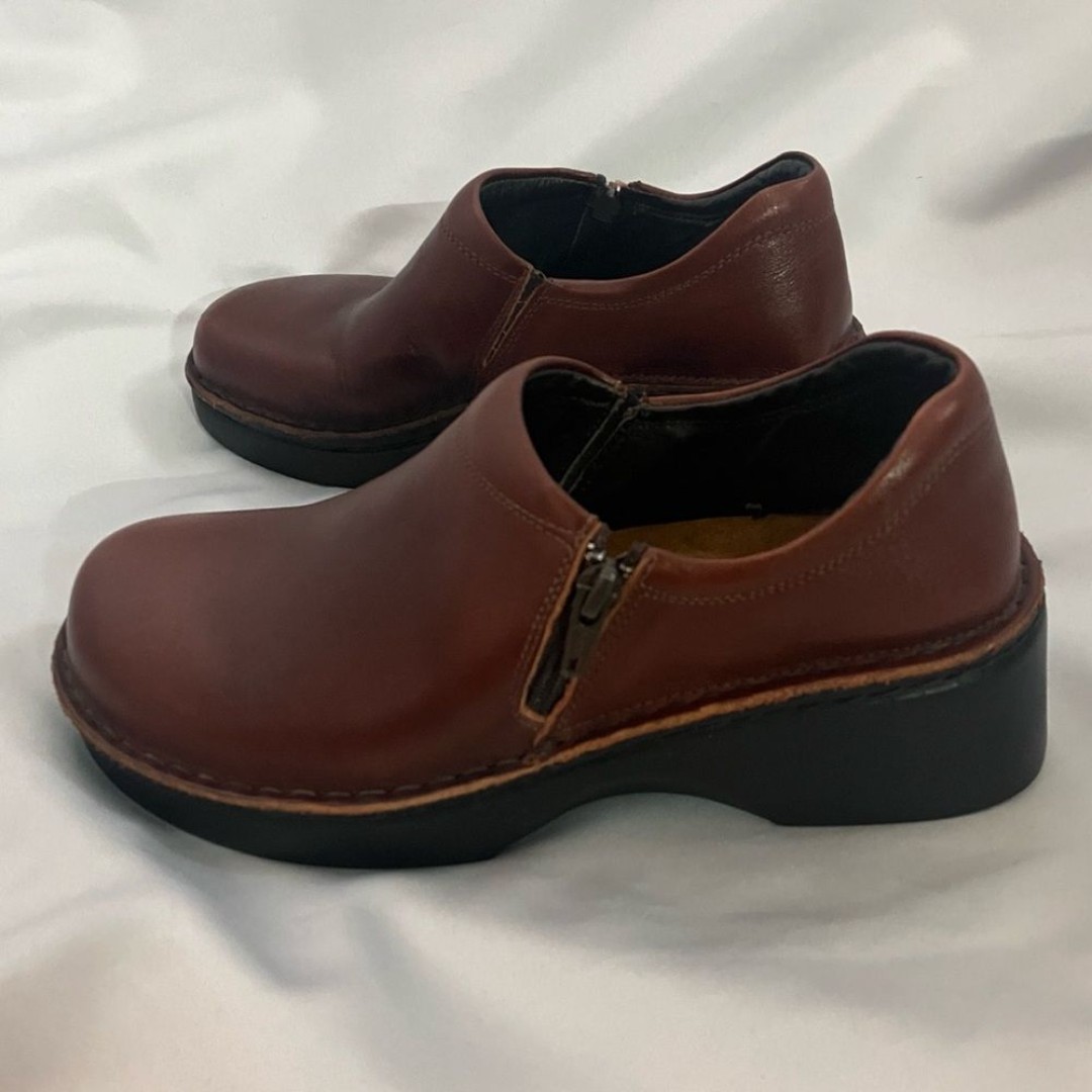 NAOT Brown Leather Closed Toe Clog Comfort Shoe