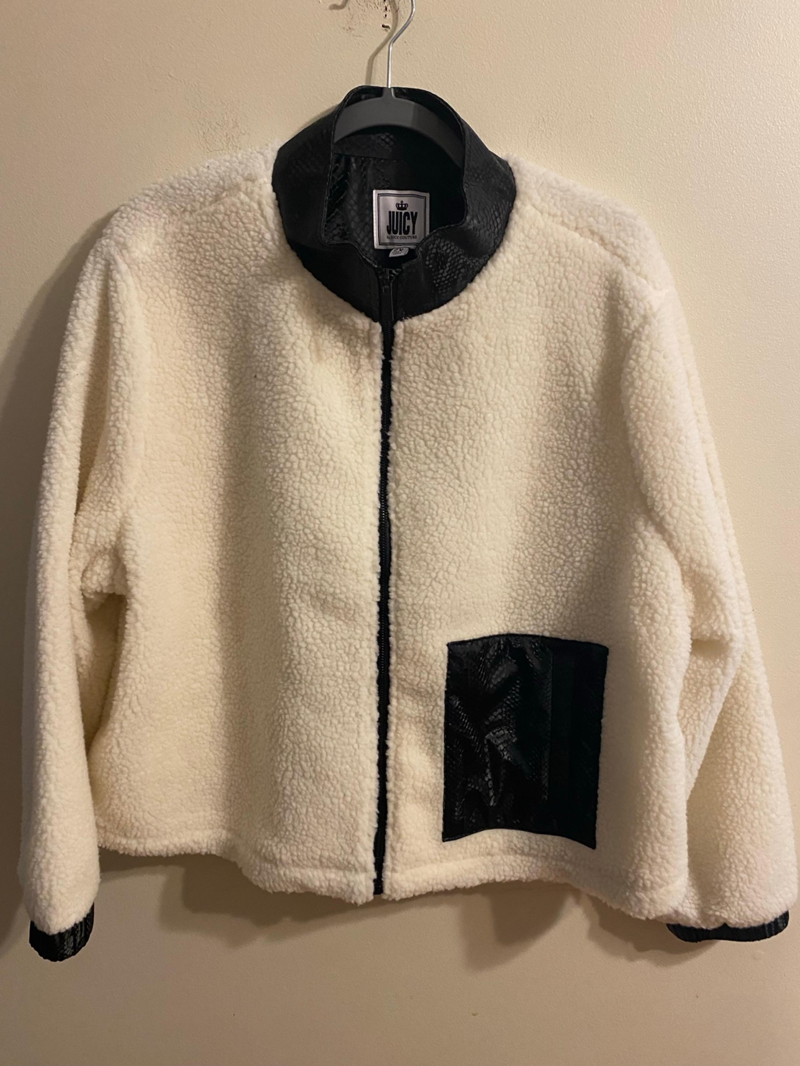 New NWT Juicy by Juicy Couture White Fleece Pebble Sherpa Cropped Jacket Size 2X