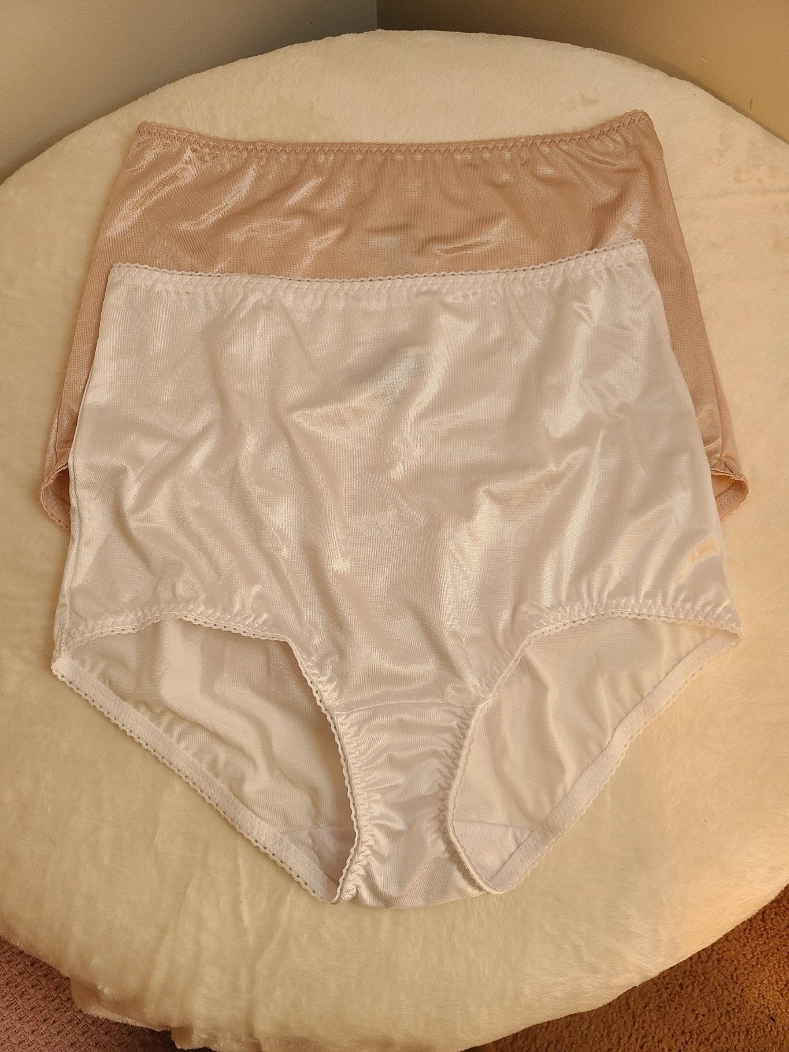 New VTG Vanity Fair 2pk Silky Satin Hi-cut Shaping Brief Panties Size XL