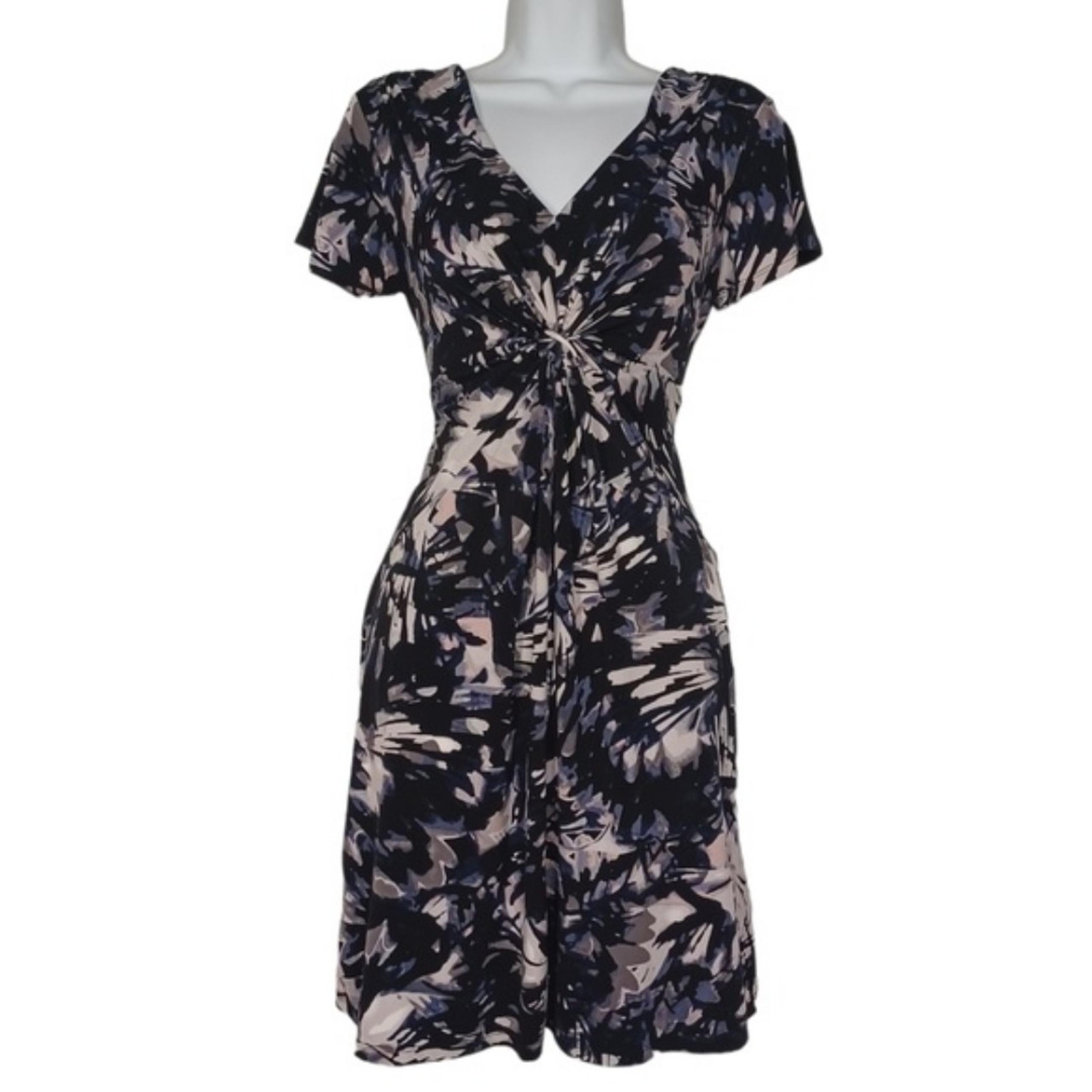 DAISY FUENTES Gray Purple Black Floral Print Front Twist Short Sleeve Dress XS