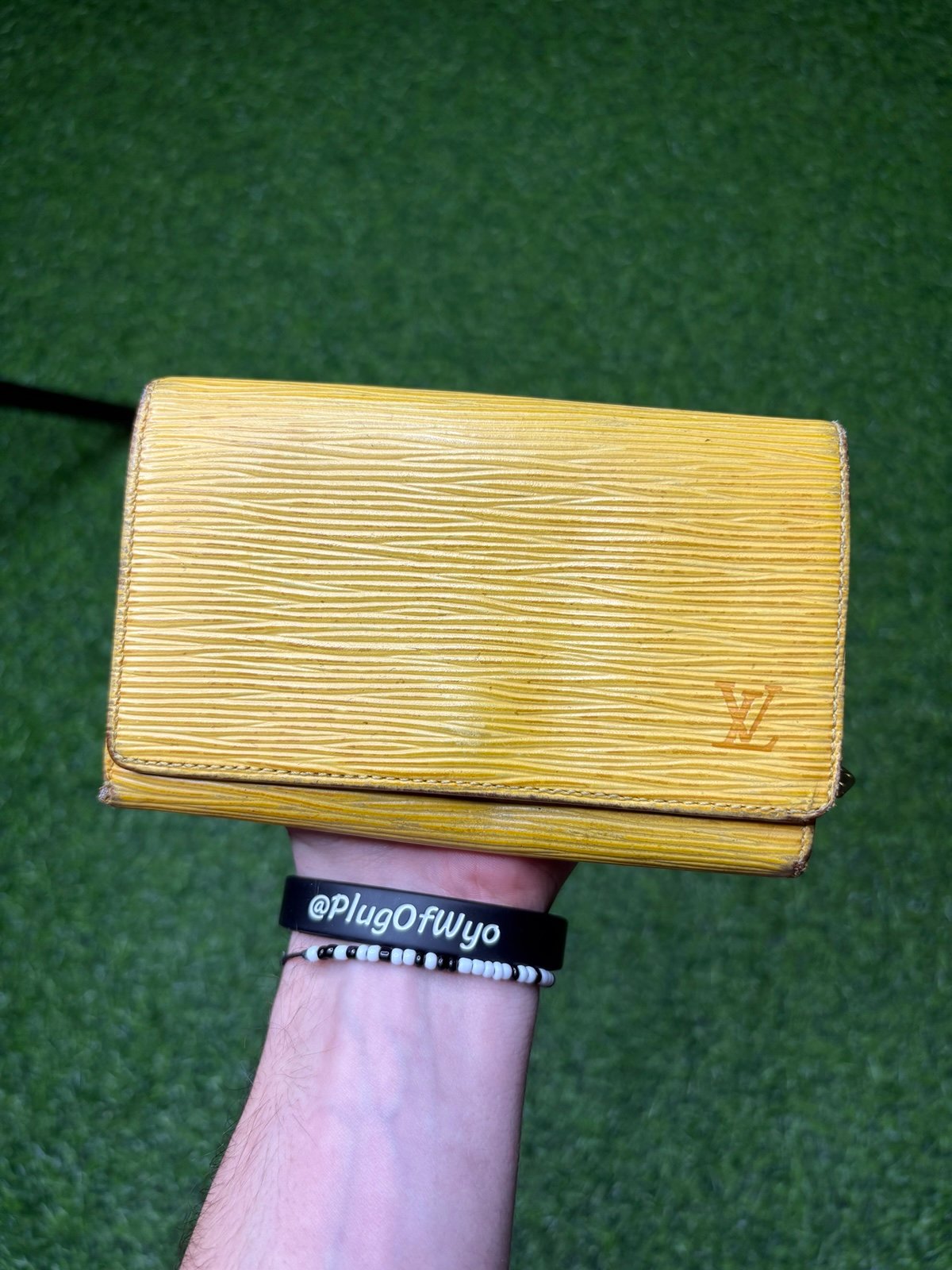 LV Louis Vuitton Epi Wallet Yellow / Purple