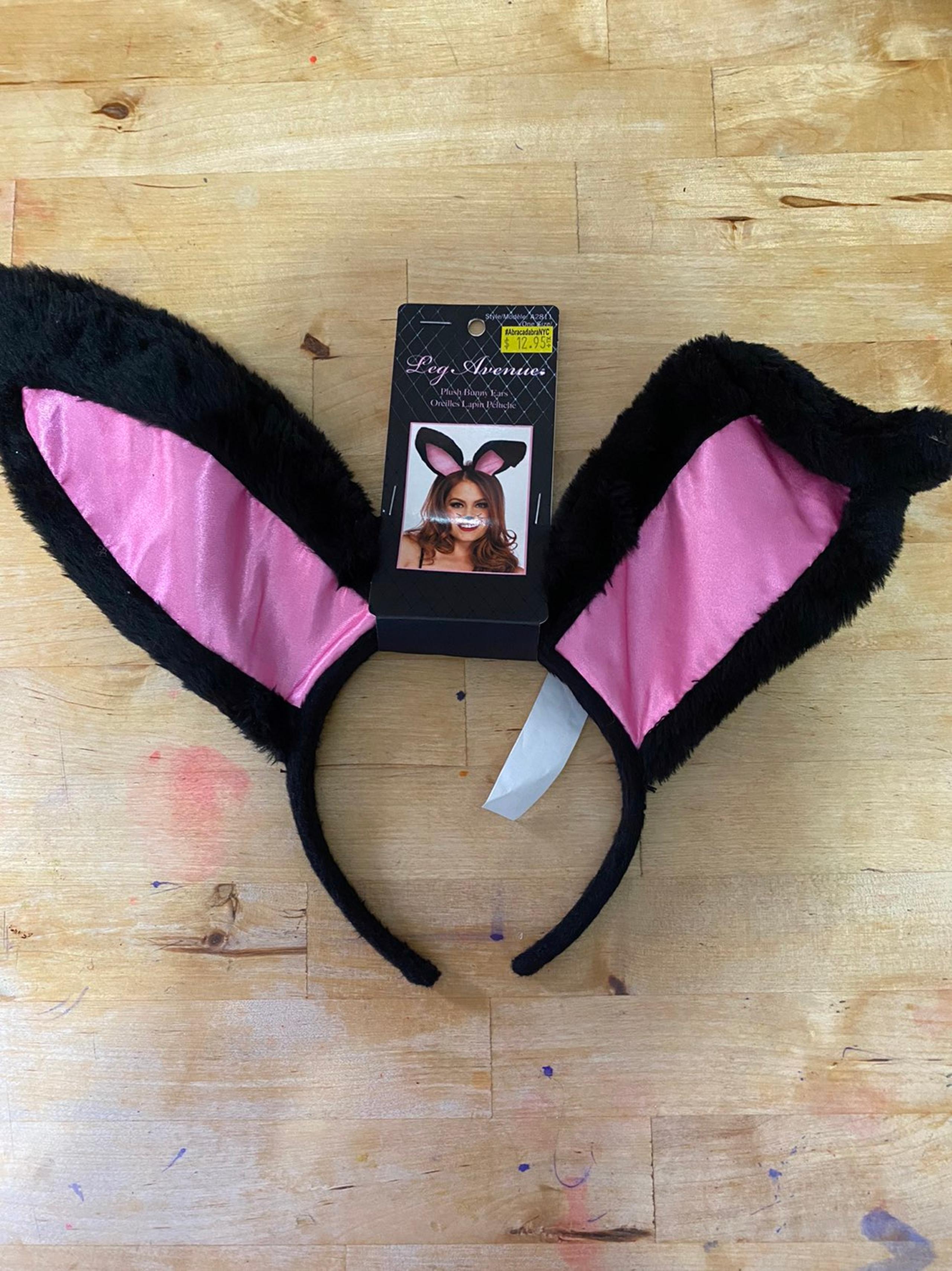 Leg avenue plush bunny ears