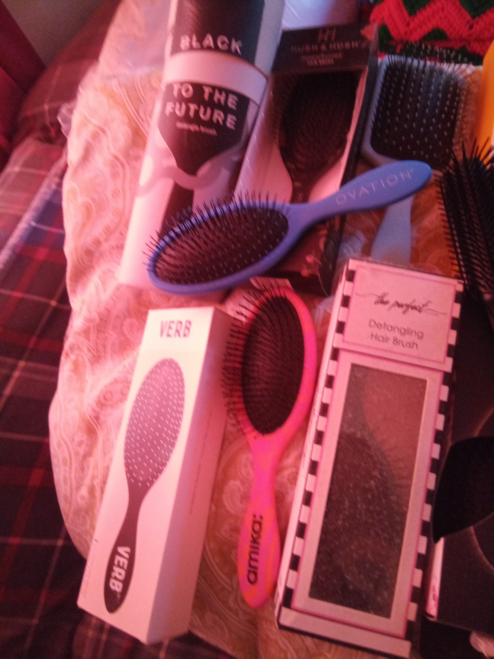 Beauty hair brushes