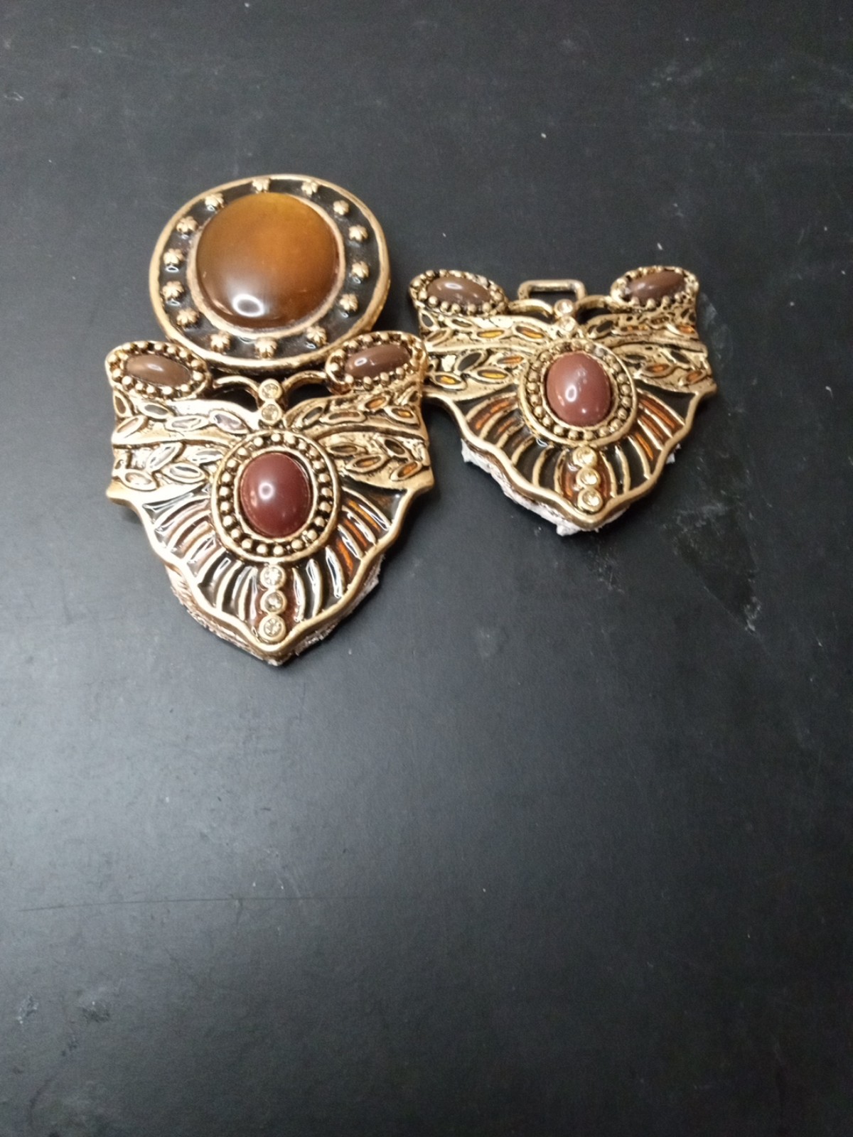 Chicos Southwestern Design 2 pc Belt Buckle Set