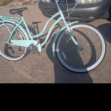 Schwinn Pearl Bike