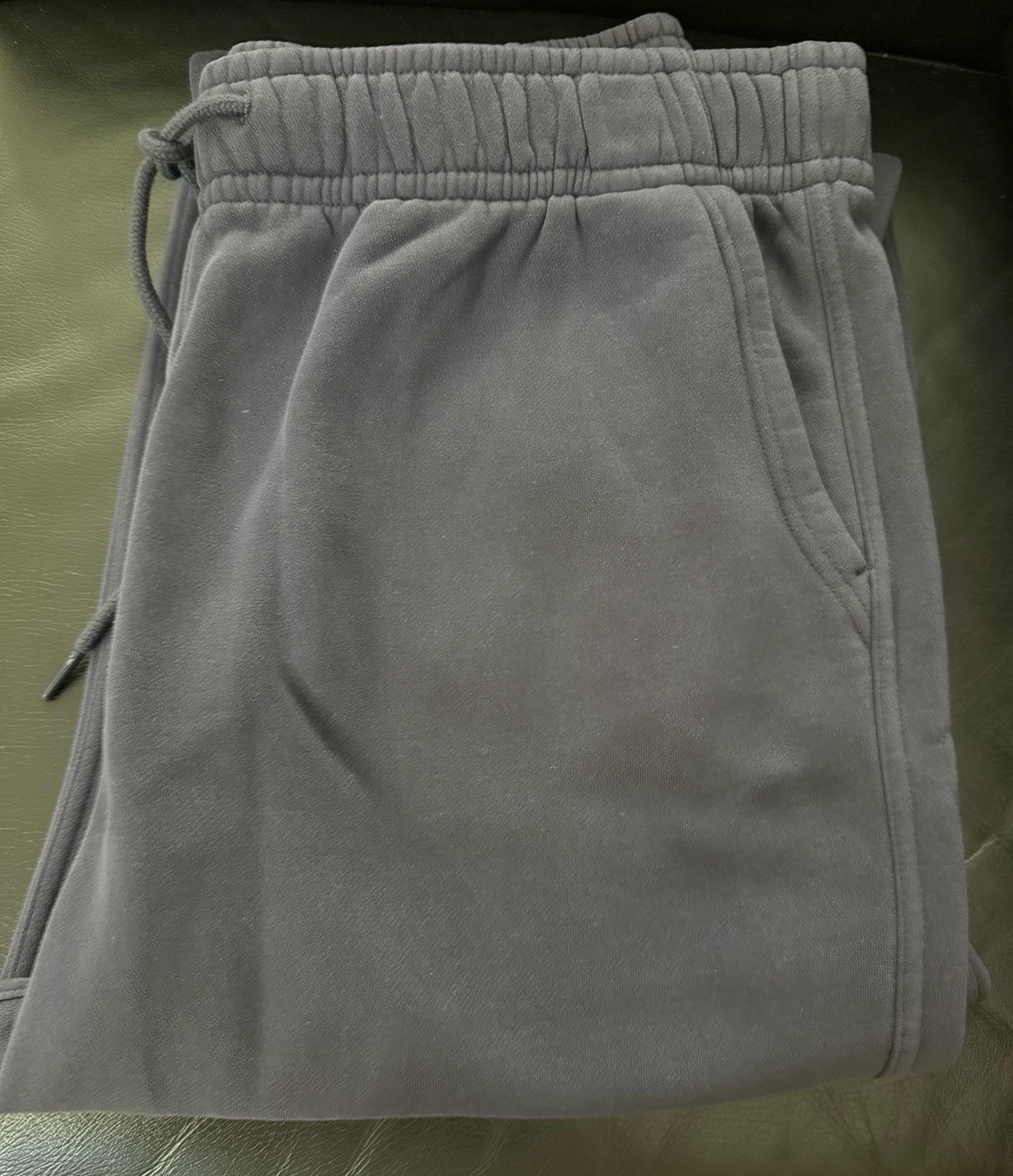 Abercrombie and Fitch Men’s Essential Sweatpants
