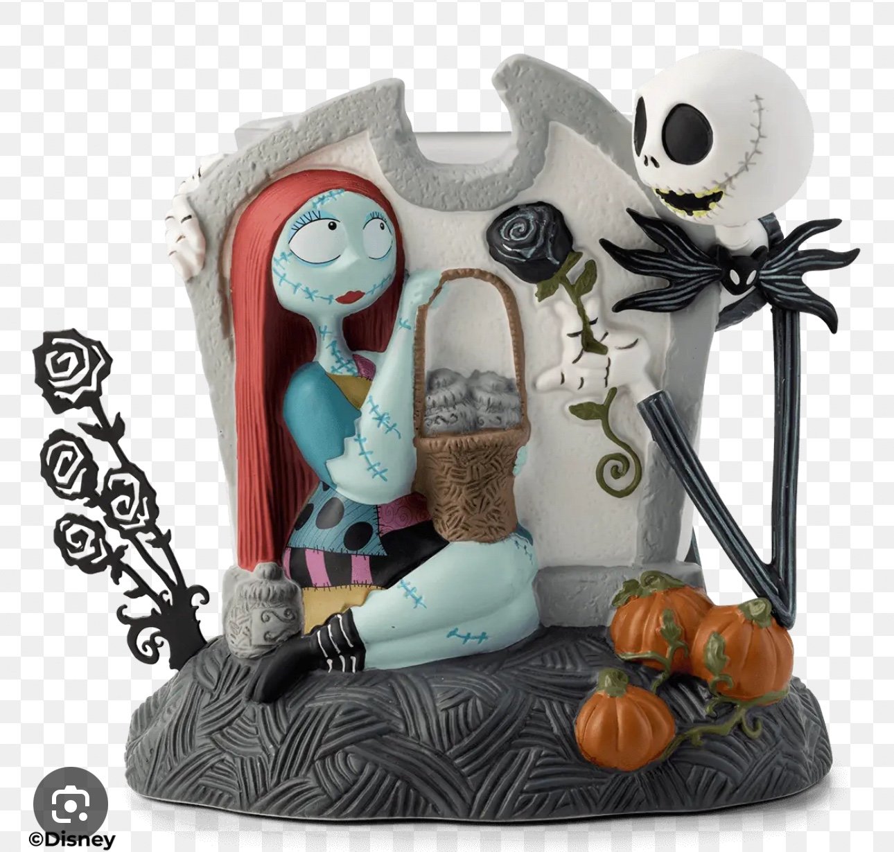 Scentsy nightmare before Christmas 30th anniversary warmer!