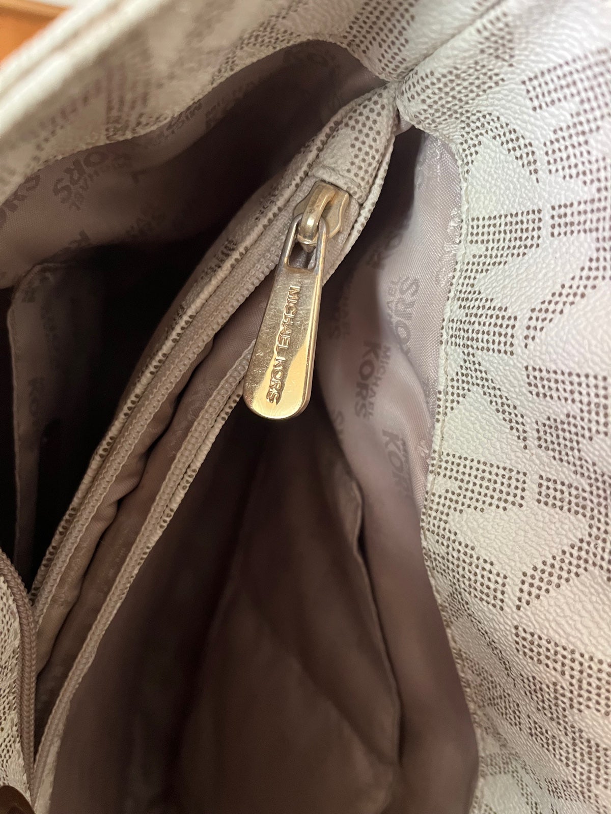 Michael popular Kors