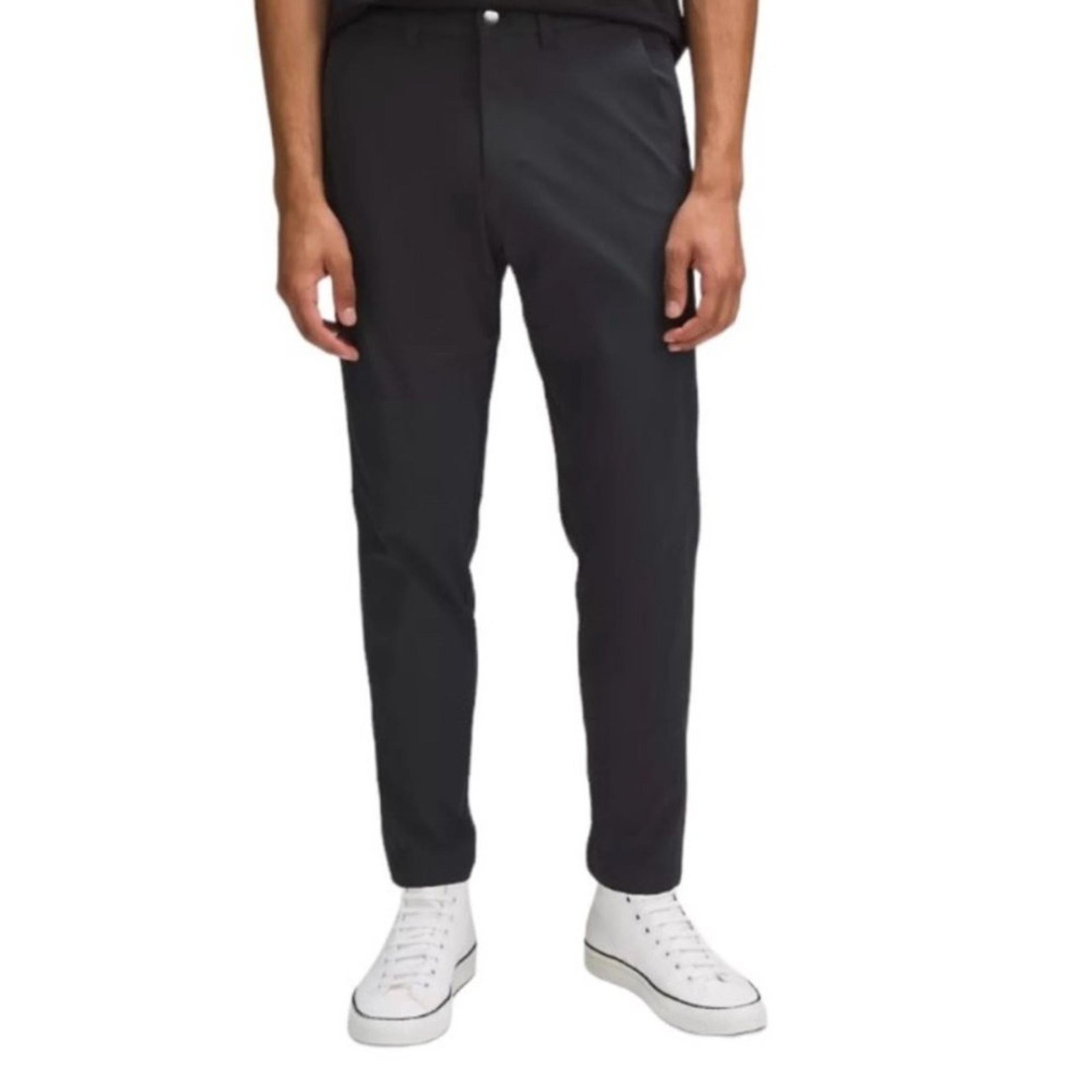 Lululemon Men’s Pants Commission Slim Fit Pant in Black