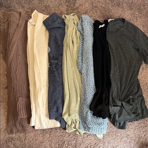 Size large cardigan sweater & top bundle!!