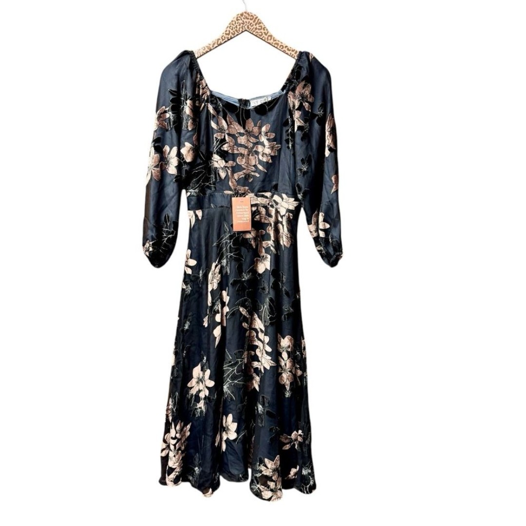 NEW Ivy City Co Long Sleeve Midi Dress Floral Velvet Small S NWT