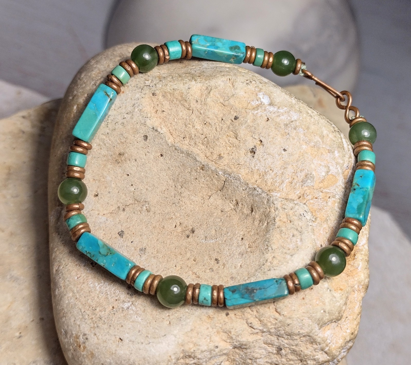 Southwestern Turquoise Stone Green Jade Copper Beaded Bracelet Vintage