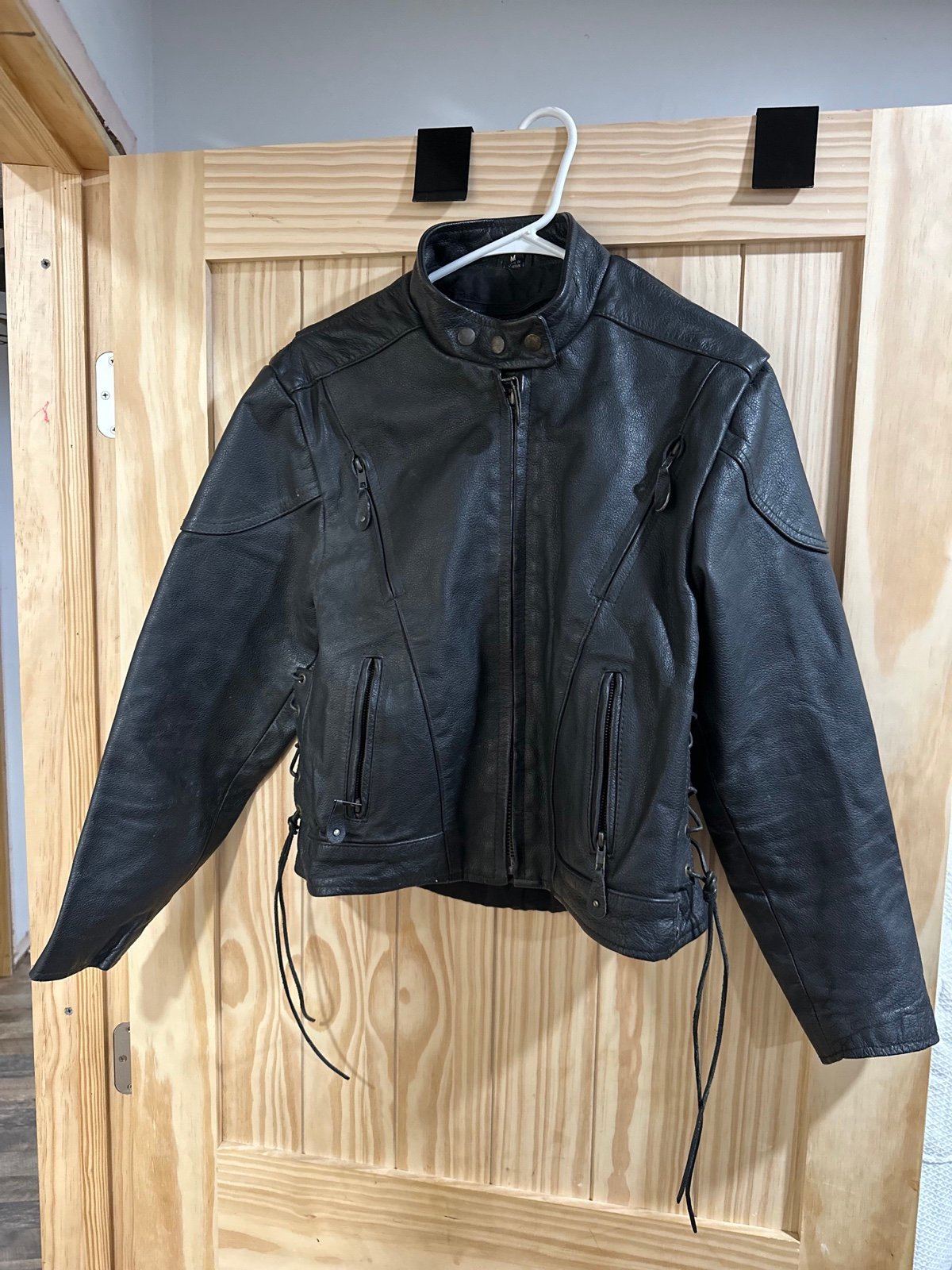 Leather Motorcyle jacket Women’s M
