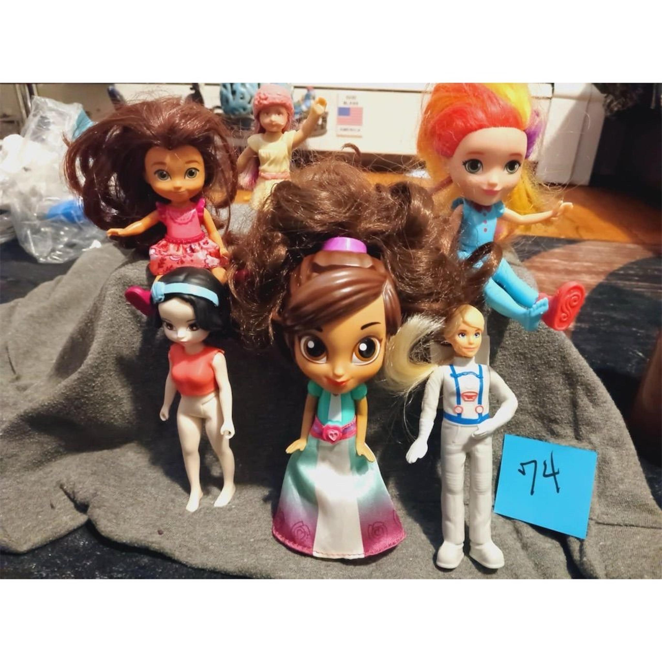 Nickelodeon Mixed Doll Lot Nella the Princess Knight & Assorted Dolls