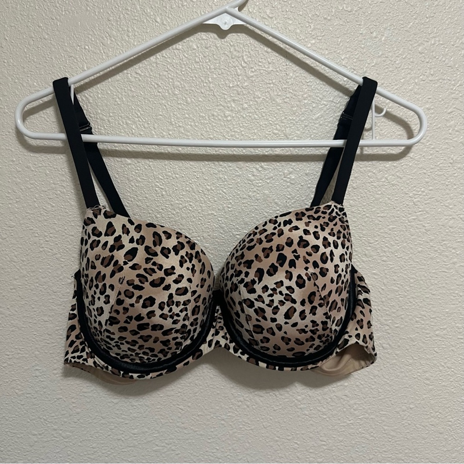 Cacique | Lane Bryant Cheetah Leopard Full Figure Padded Push Up Bra 40B