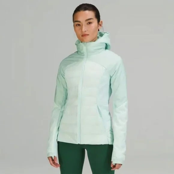 Lululemon Women's Mint Green Running Down For It Puffer Jacket Size 10