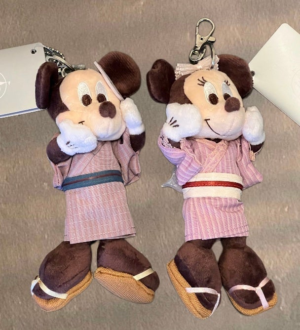 Kyoto Japan exclusive Disney Mickey & Mini keychain