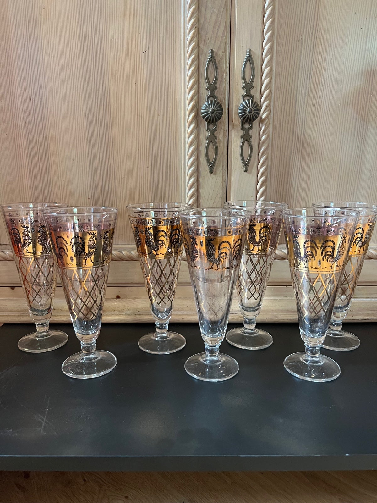 Vintage Lot of 7 Porter Barware Pilsner Glasses Black and Gold Culver like