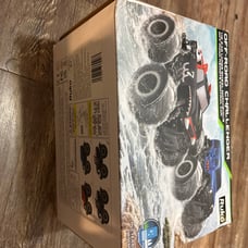 Q127 Amphibious Remote Control Trucks, IPX6 Waterproof Monster Truck RC Car