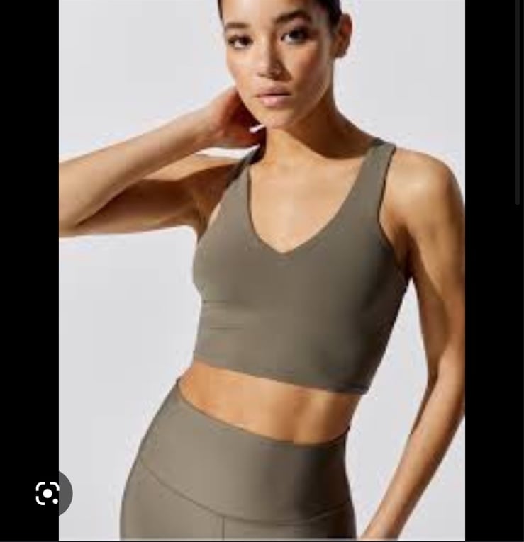 All Yoga Olive real bra tank (74) and 7/8 high waist airlift leggings (118)