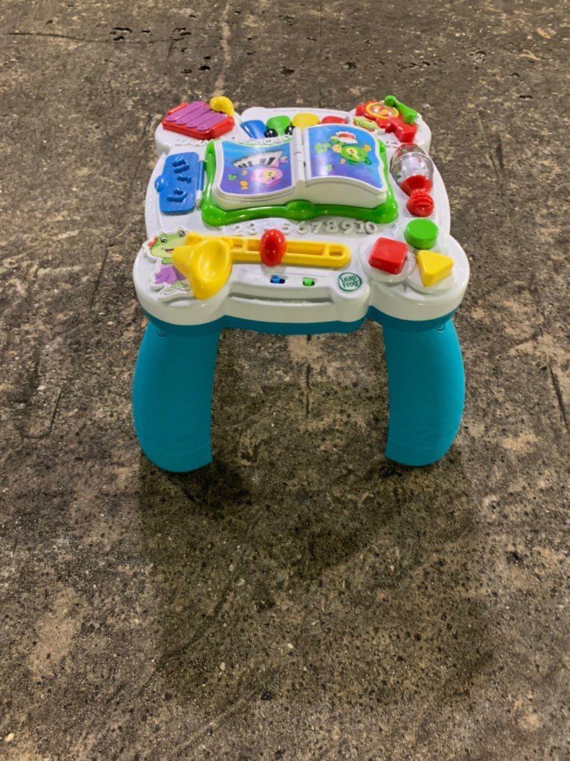 LeapFrog Learn and Groove Musical Table