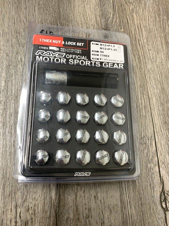 Rays silver lug nuts JDM 12x1.5 brand new Jlugs silver 018